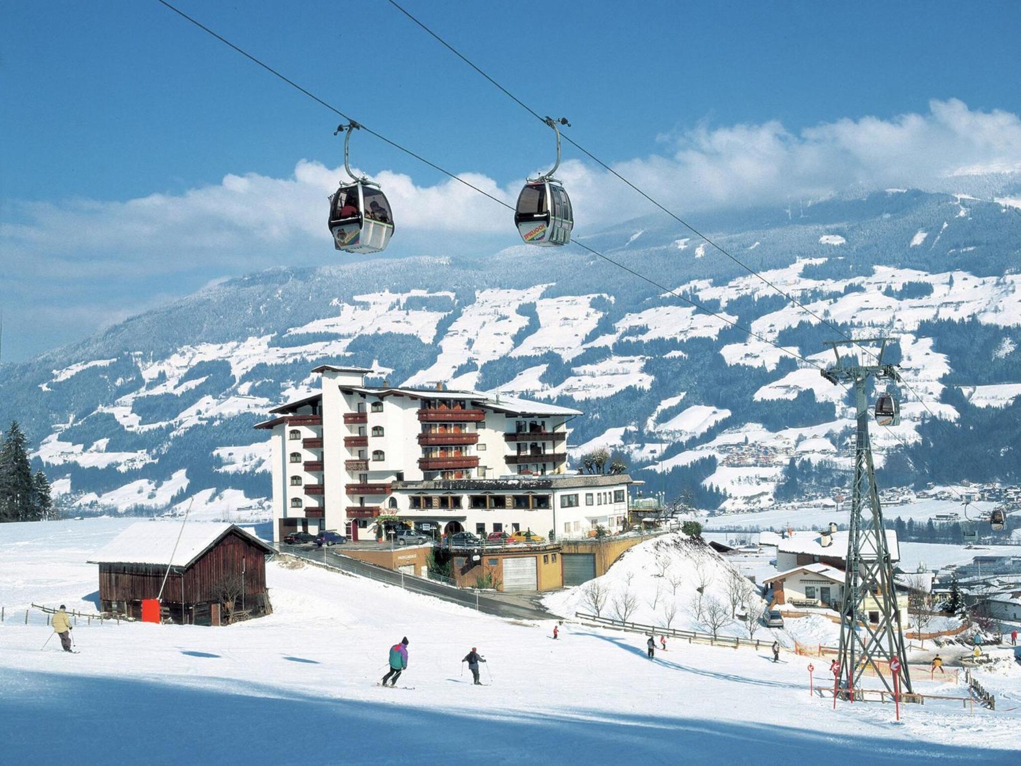 Holiday Flat In Uderns Near The Ski Area ภายนอก รูปภาพ