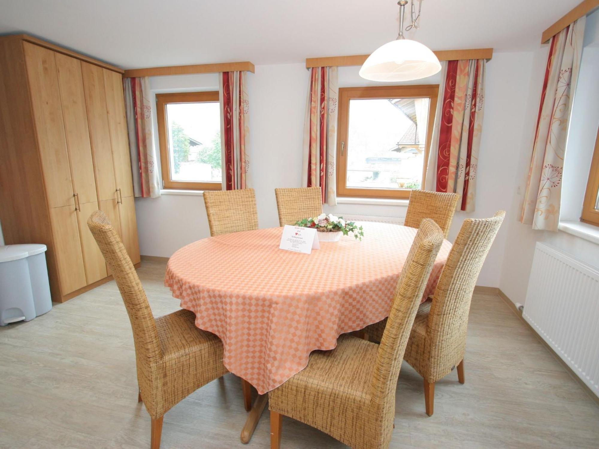 Holiday Flat In Uderns Near The Ski Area ภายนอก รูปภาพ